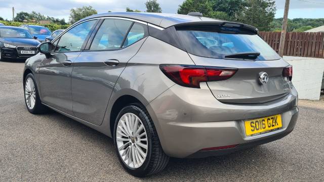 2016 Vauxhall Astra 1.4T 16V 150 Elite 5dr