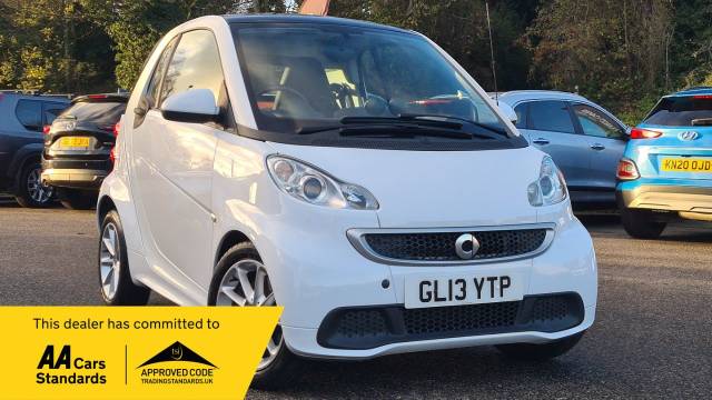 Smart Fortwo Coupe 1.0 Passion mhd 2dr Softouch Auto [2010] Coupe Petrol White