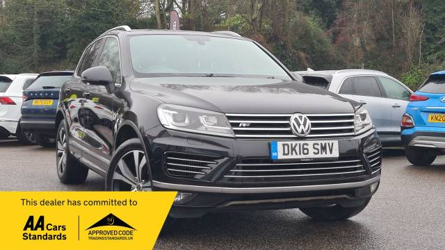 Volkswagen Touareg 3.0 V6 TDI BlueMotion Tech 262 R-Line 5dr Tip Auto Estate Diesel Black