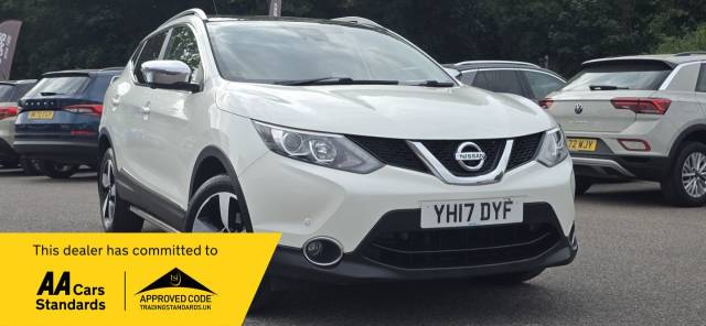 Nissan Qashqai 1.5 dCi N-Connecta 5dr Hatchback Diesel White