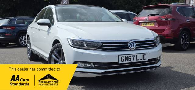 Volkswagen Passat 1.8 TSI 180 GT 4dr DSG [Panoramic Roof] Saloon Petrol White